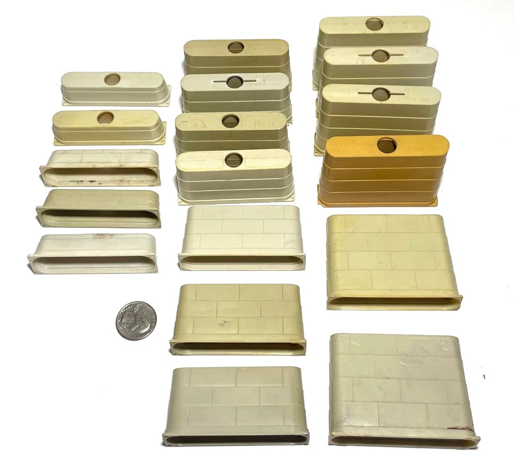 18 PC 1975 TYCO & Pro Slot Car GRAY TRESTLE SUPPORT Lot