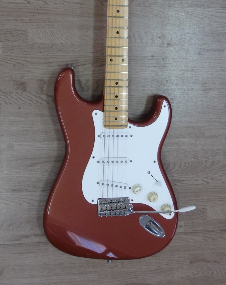 Fender Japan ST-500V electric guitar