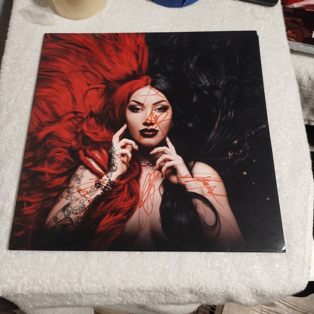 NEW YEARS DAY SIGNED UNBREAKABLE VINYL LP POSTER ASHLEY COSTELLO PHOTO PROOF COA-image