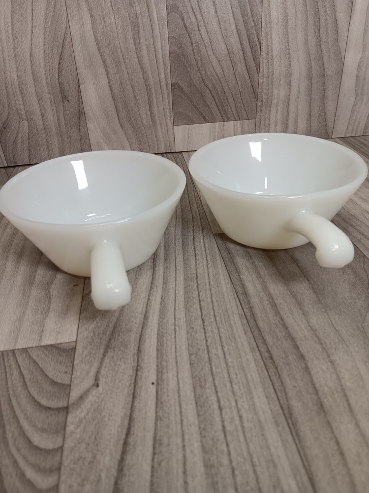 Anchor Hocking Fire King White Milk Glass Soup Bowls Set of 2 Fast Shipping