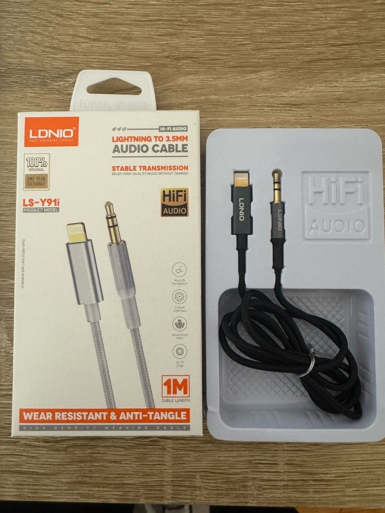 iPhone to 3.5mm Aux Audio Cable - Hi-Fi Sound for Car