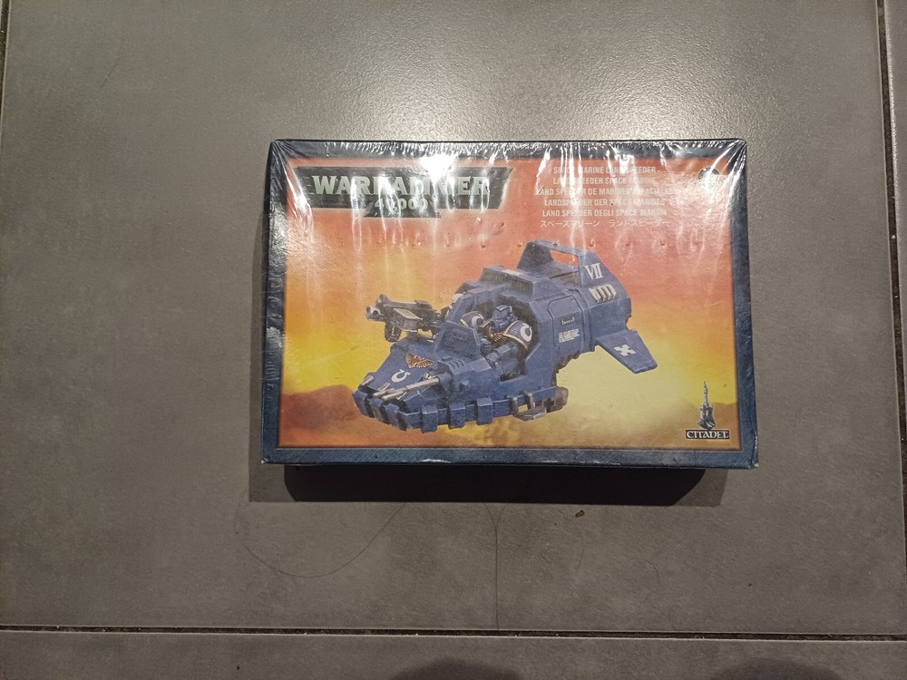 WARHAMMER 40000 SPACE MARINES LAND SPEEDER SEALED