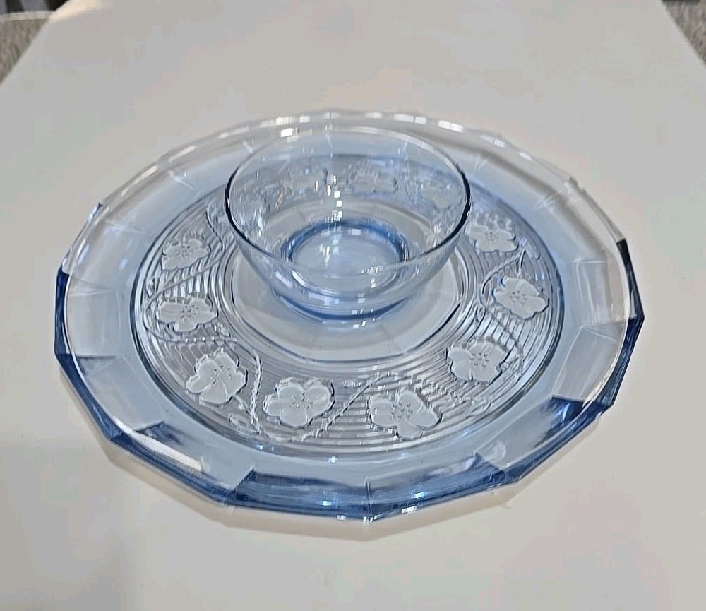 Vintage Anchor Hocking Blue Glass Chip Dip Bowl Set With Serving Tray