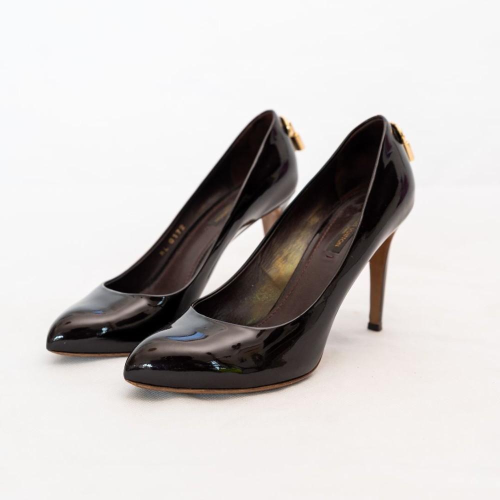 Louis Vuitton Dark Burgundy Patent Leather Lock Heel Pumps Size 37