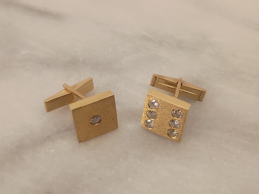 Vintage 14K Solid Yellow Gold Dice Shaped Cufflinks Stamped M&M + Diamonds 11.5g