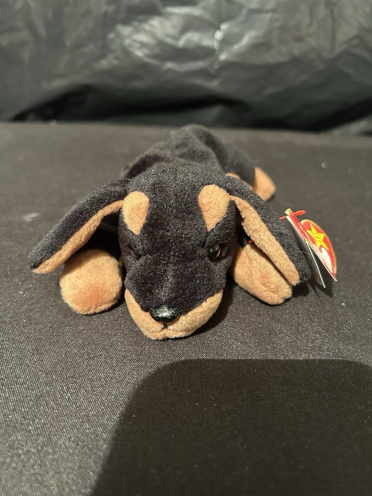 Ty Beanie Babies Doby the Doberman
