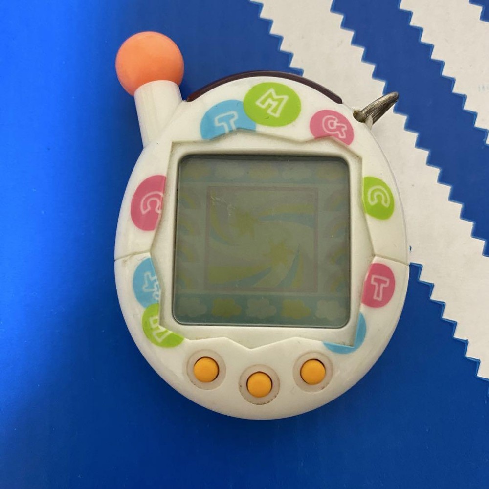 Super Enjoy Tamagotchi Plus Beads White Entama