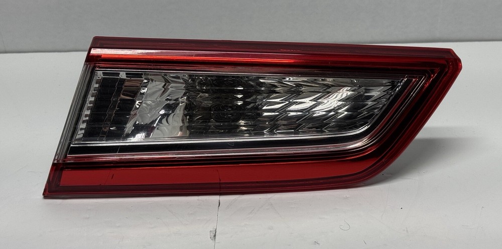 2012-2014 Toyota Camry OEM Right Rear Inner Tail Light A212