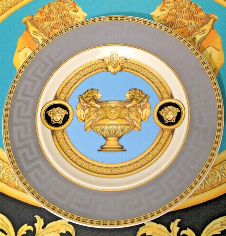 Versace plate Prestige Gala blue Medusa  lion RosenthalL Retail $200 NEW SALE