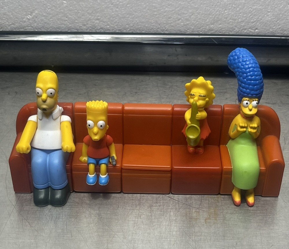2008 Simpsons Burger King Couch-a-Bunga 5pc Figure Set by Matt Groening Missing Dog