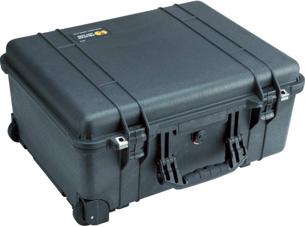 Pelican 1560 Case with Foam (Black)