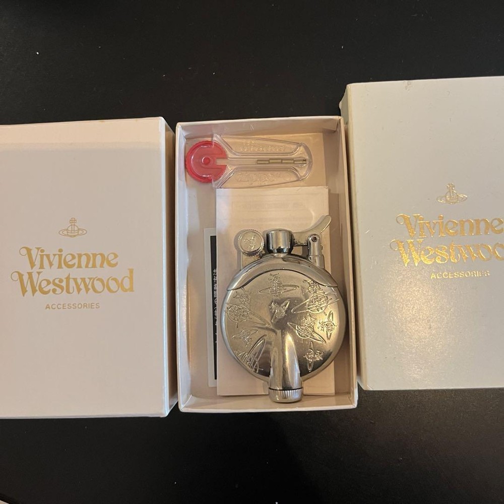 Vivienne Westwood Lighter Body