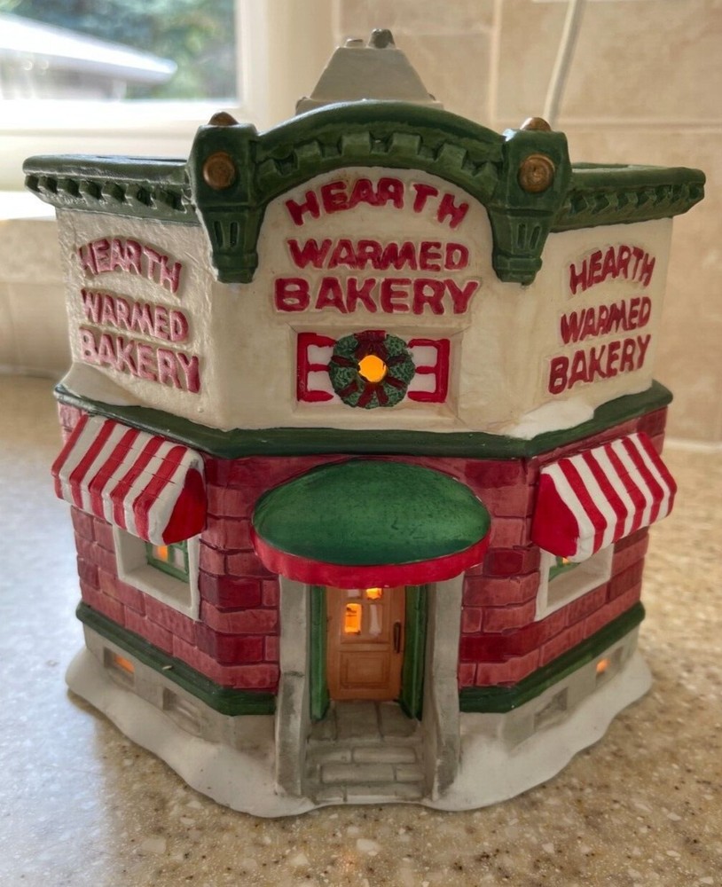 1994 Vintage Christmas Village Hearth Warmed Bakery Seasonal Collectible-image