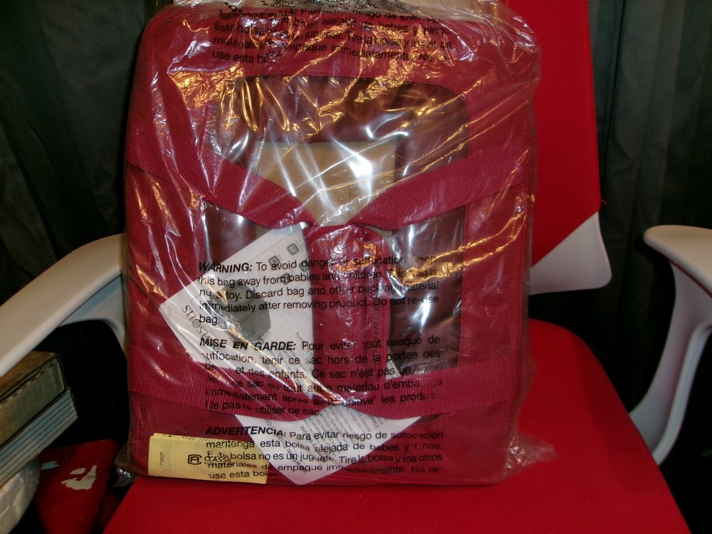 Red heavy-duty woven polyester storage chest for ornaments