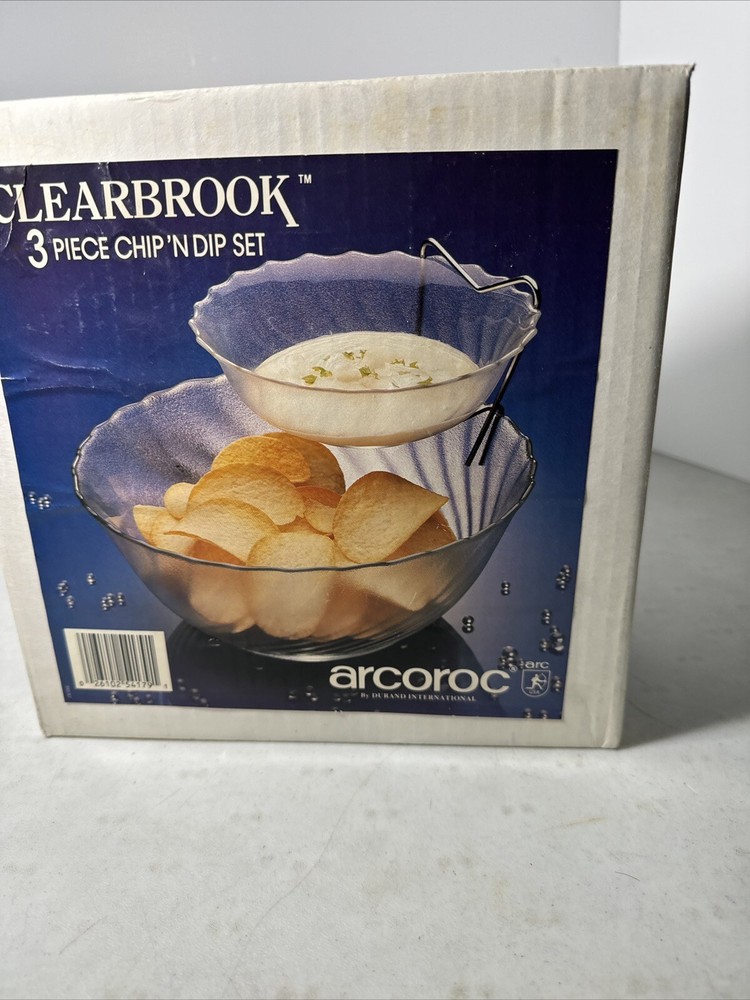 Vintage 3 PC Chip and Dip  Arcoroc brand new/ open box