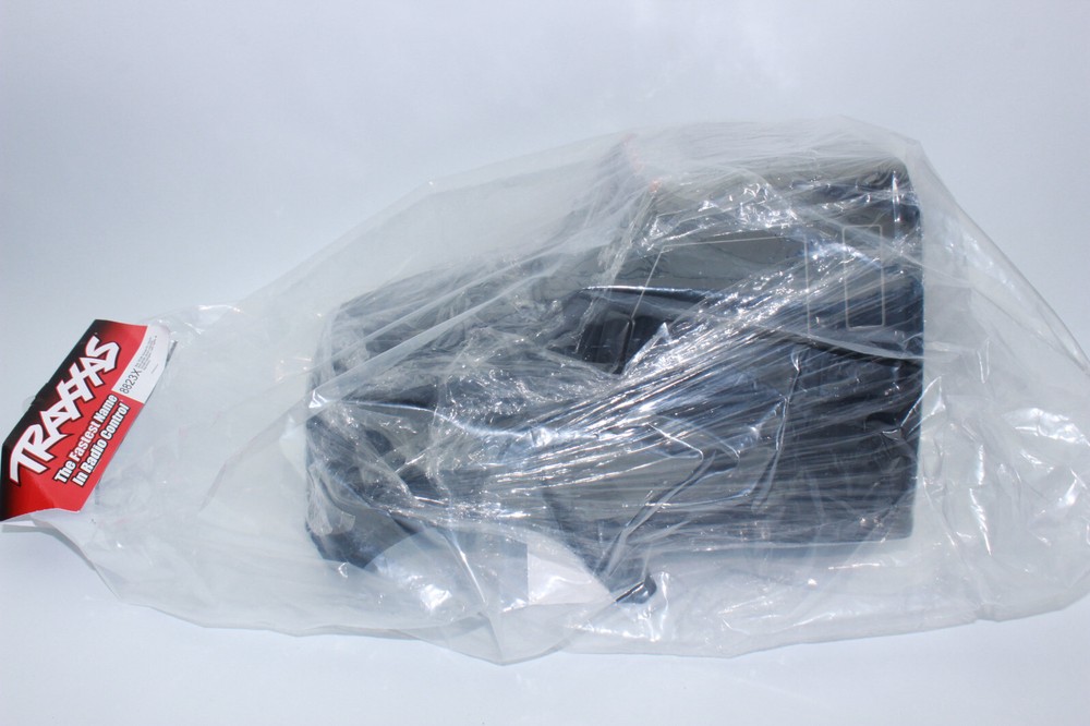 Traxxas TRX 8823 X Ultimate RC Hauler Body Painted Black New Sealed