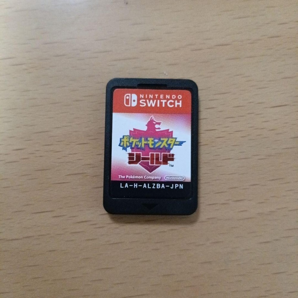 Pokemon Shield Japanese Version for Nintendo Switch Cartridge 10