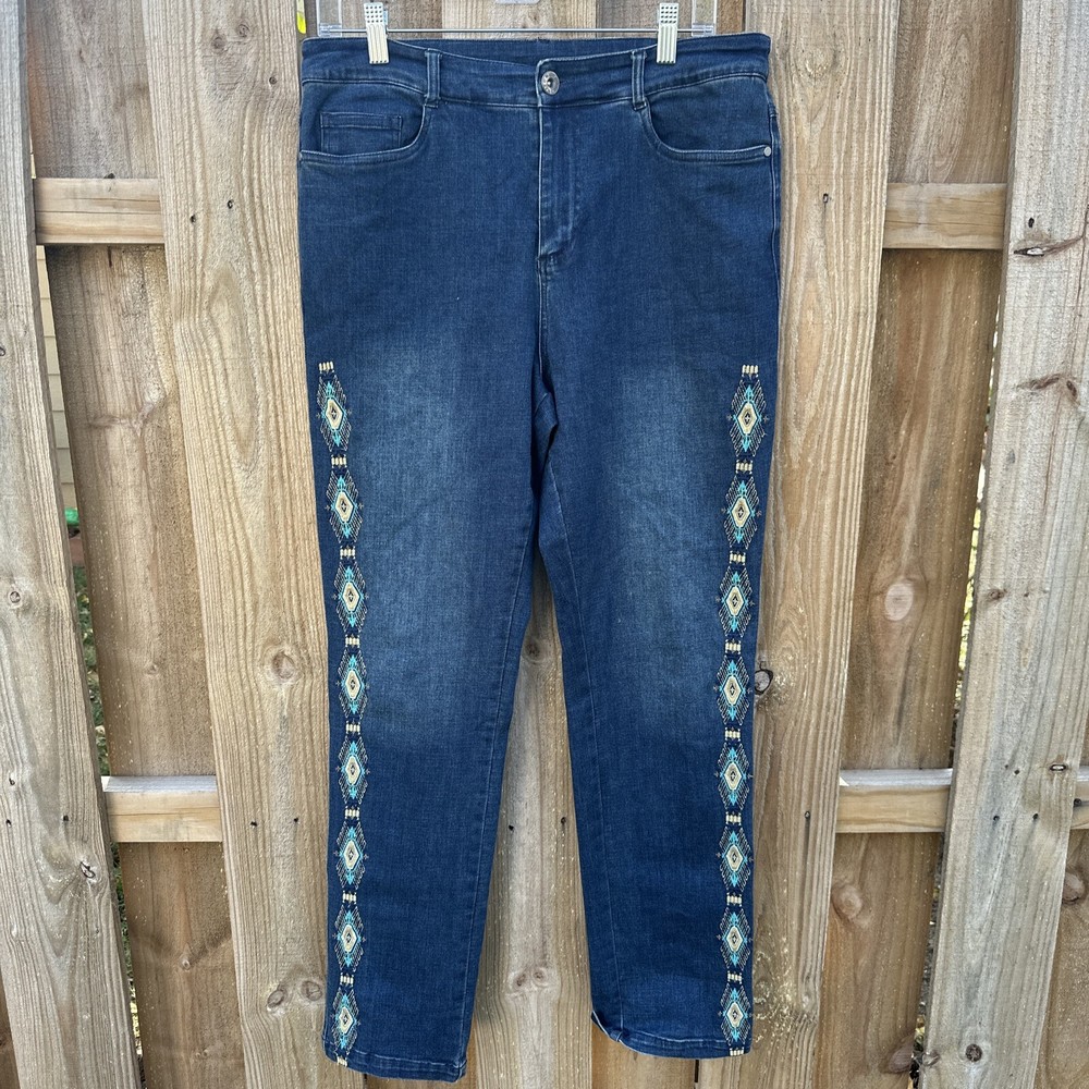 Back in the Saddle Women's Size 10 Diamond Embroidered Western Dark Wash Jean