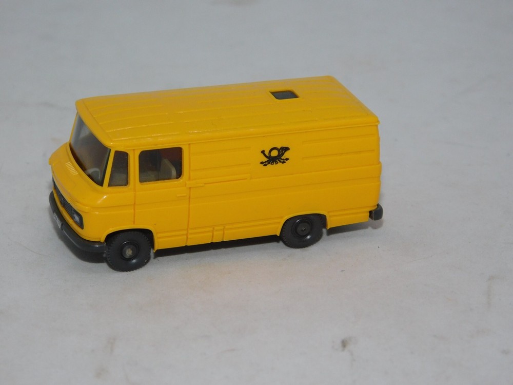 Wiking Germany HO 1:87 270 Mercedes Benz L 406 Van Post Office