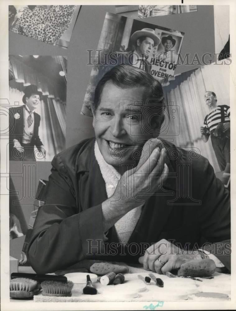 Press Photo Comedian/Actor Milton Berle - syp35302