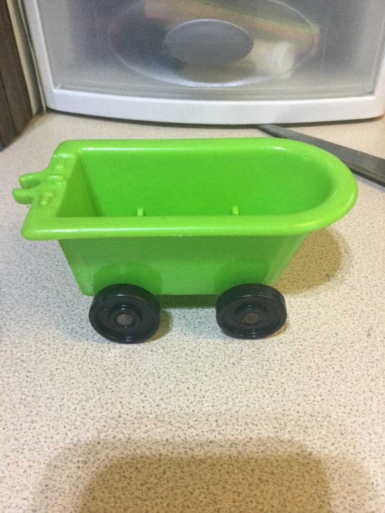 Fisher Price Crazy Clown Fire Brigade bathtub on wheels