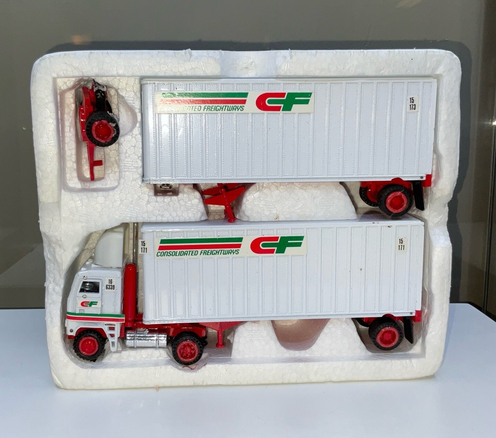 Tonkin CF Consolidated Freightways Double Tandem Tractor Trailer Truck 16-6339
