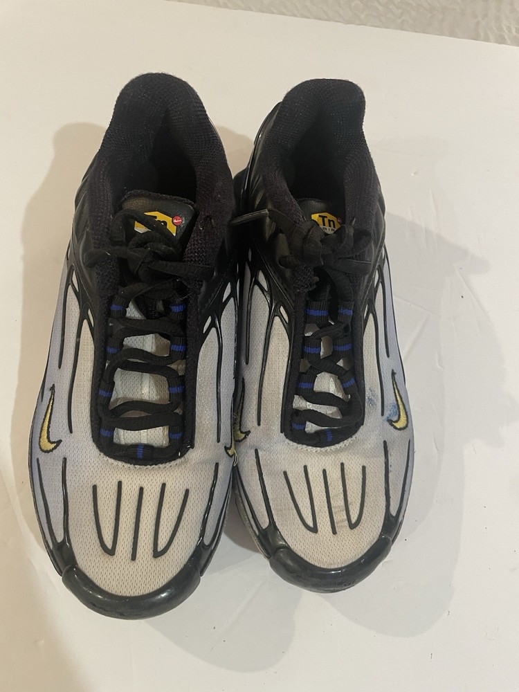 Nike Air Max Plus TN Triple Black/Silver Size 4Y