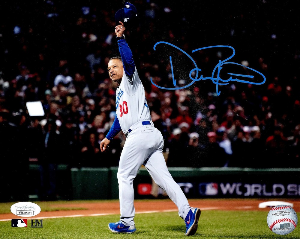 LA Dodgers WS Champ Manager DAVE ROBERTS Signed 8X10 photo #1 AUTO - JSA