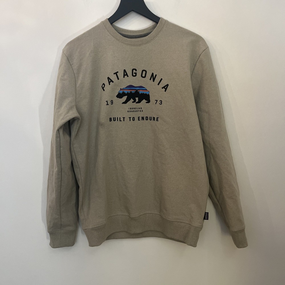 Patagonia Uprisal Crewneck Sweatshirt Mens Small Beige Fitz Roy Bear Logo