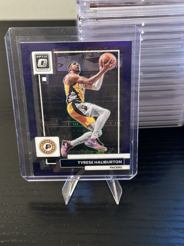 2022-23 Panini Donruss Optic - Purple Prizm #99 Tyrese Haliburton