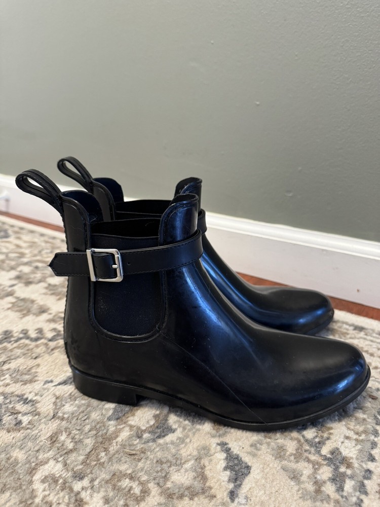 Marc Fisher black rain boots