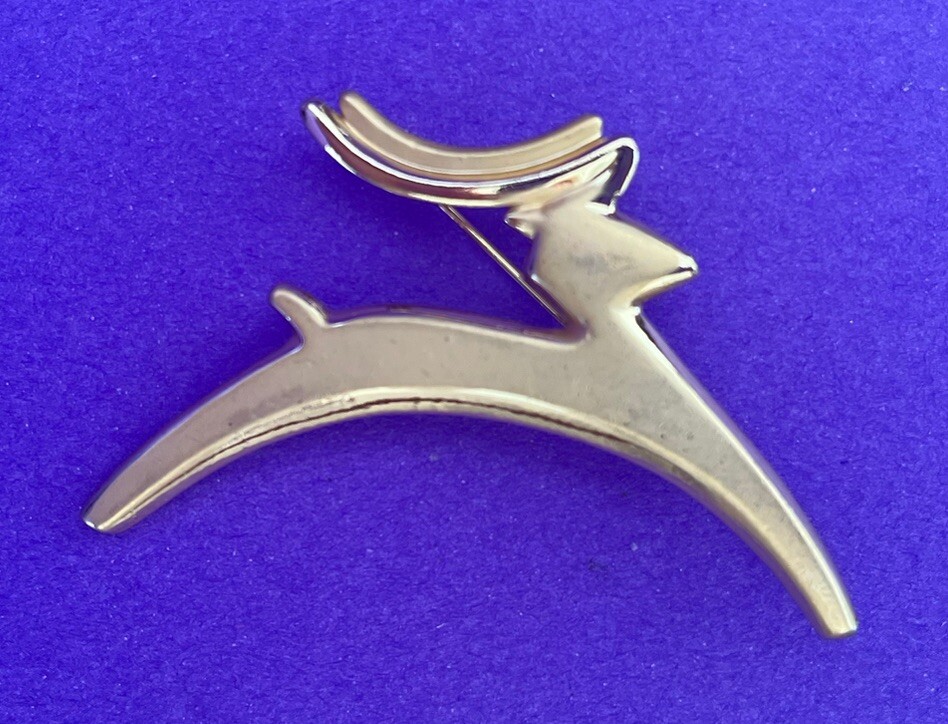 Vintage reindeer deer pin brooch gold tone jewelry christmas SALE!-image