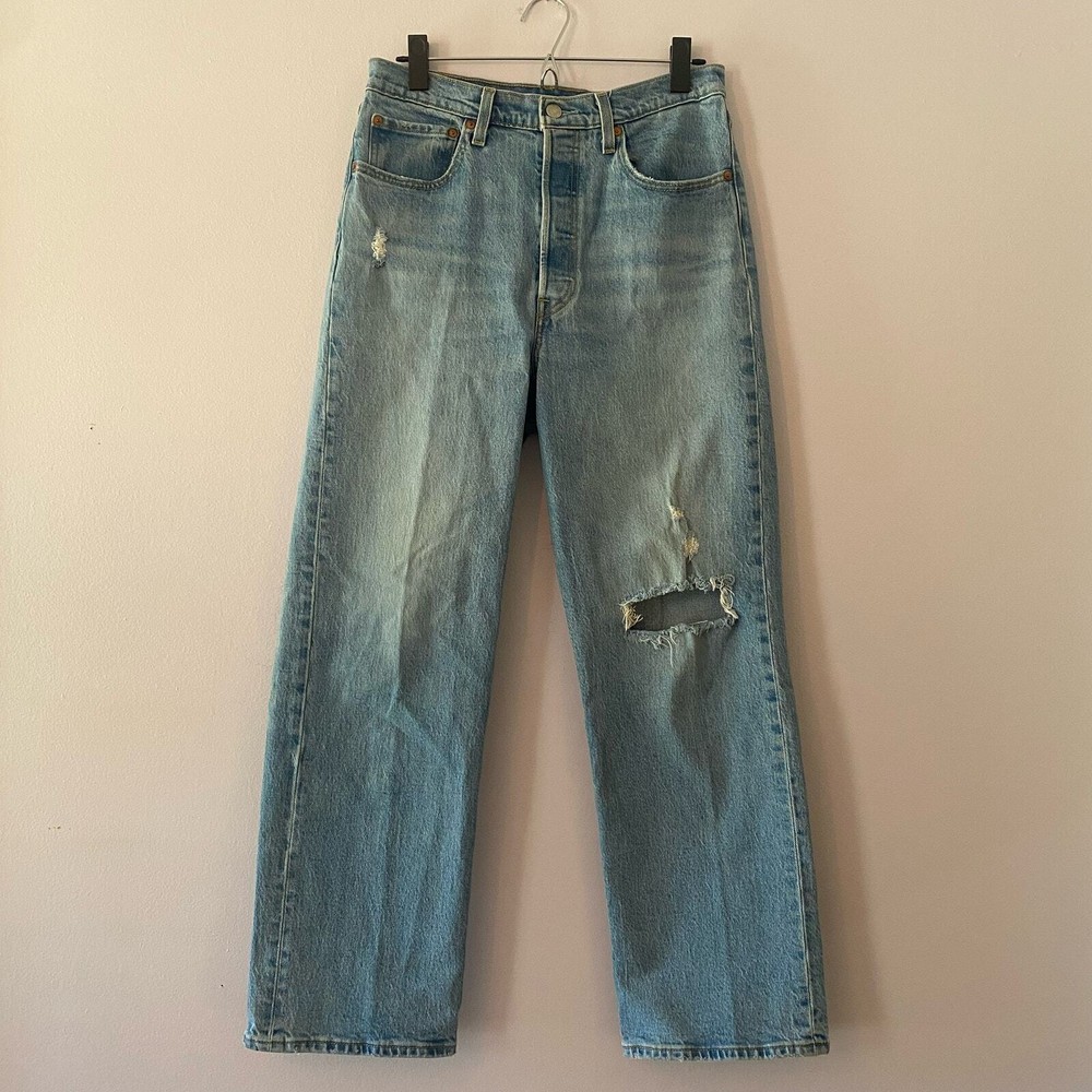 Levi's Premium Women's Size 30 Ribcage Straight Leg Button Fly Jeans