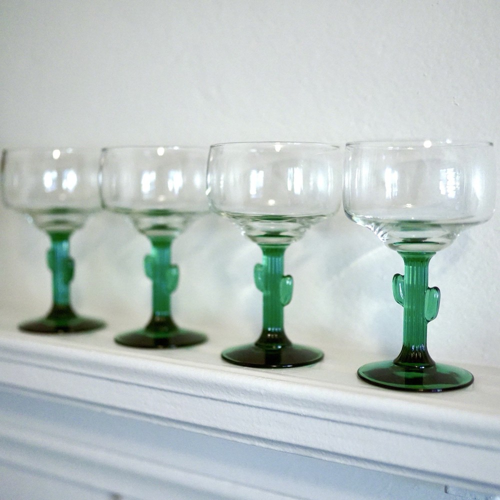 Libbey Set of 4 Margarita Glasses With Green Cactus Stems  16 Oz.