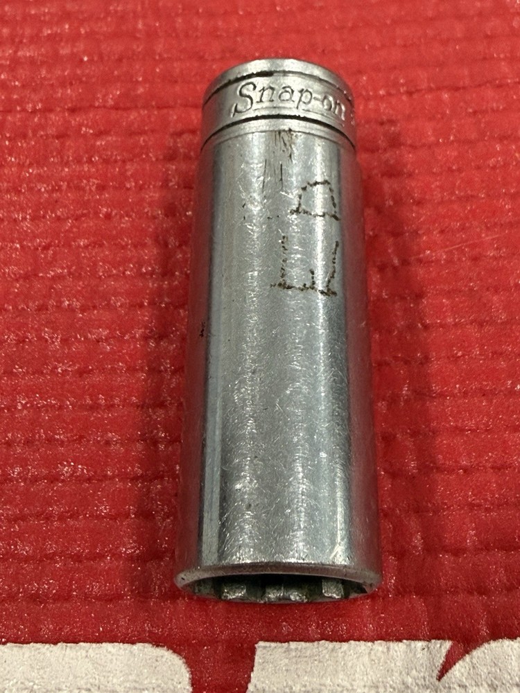 Snap On Tools 3/8” Drive 12 Point 5/8” SAE Deep Socket SF201,  USA Made #b