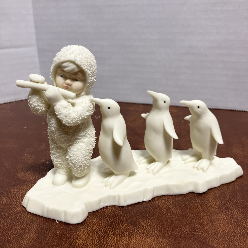 Snowbabies Penguin Parade Figurine by Department 56 4.25 Inch Tall with Original Box