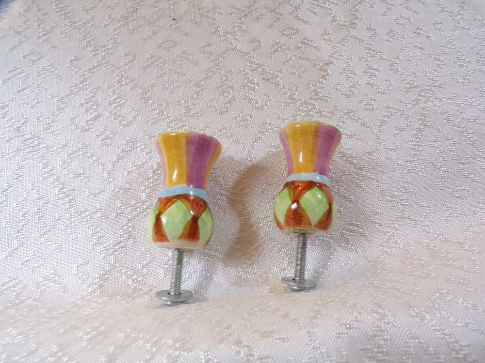 Lot of 2 Decorative Drawer Pulls