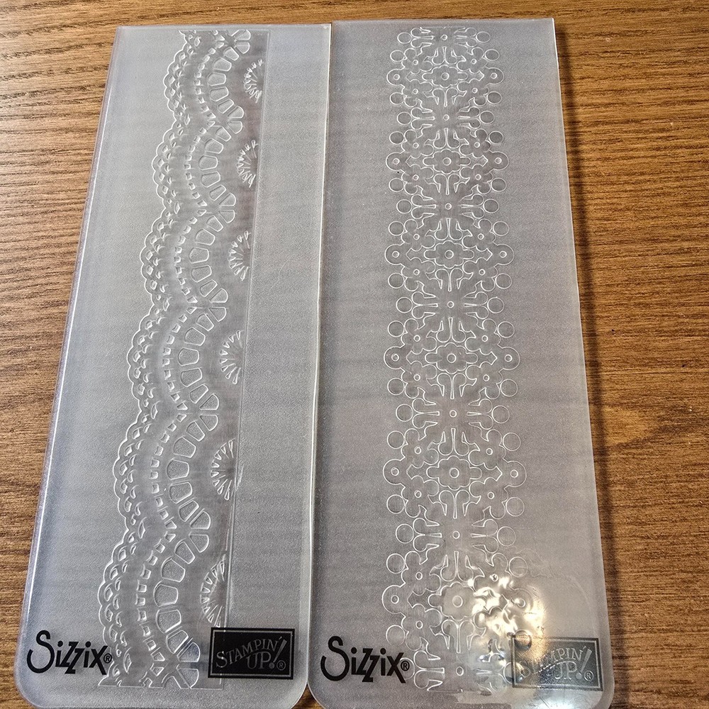 Stampin' Up! Lace and Snowflake Border Embossing Folders