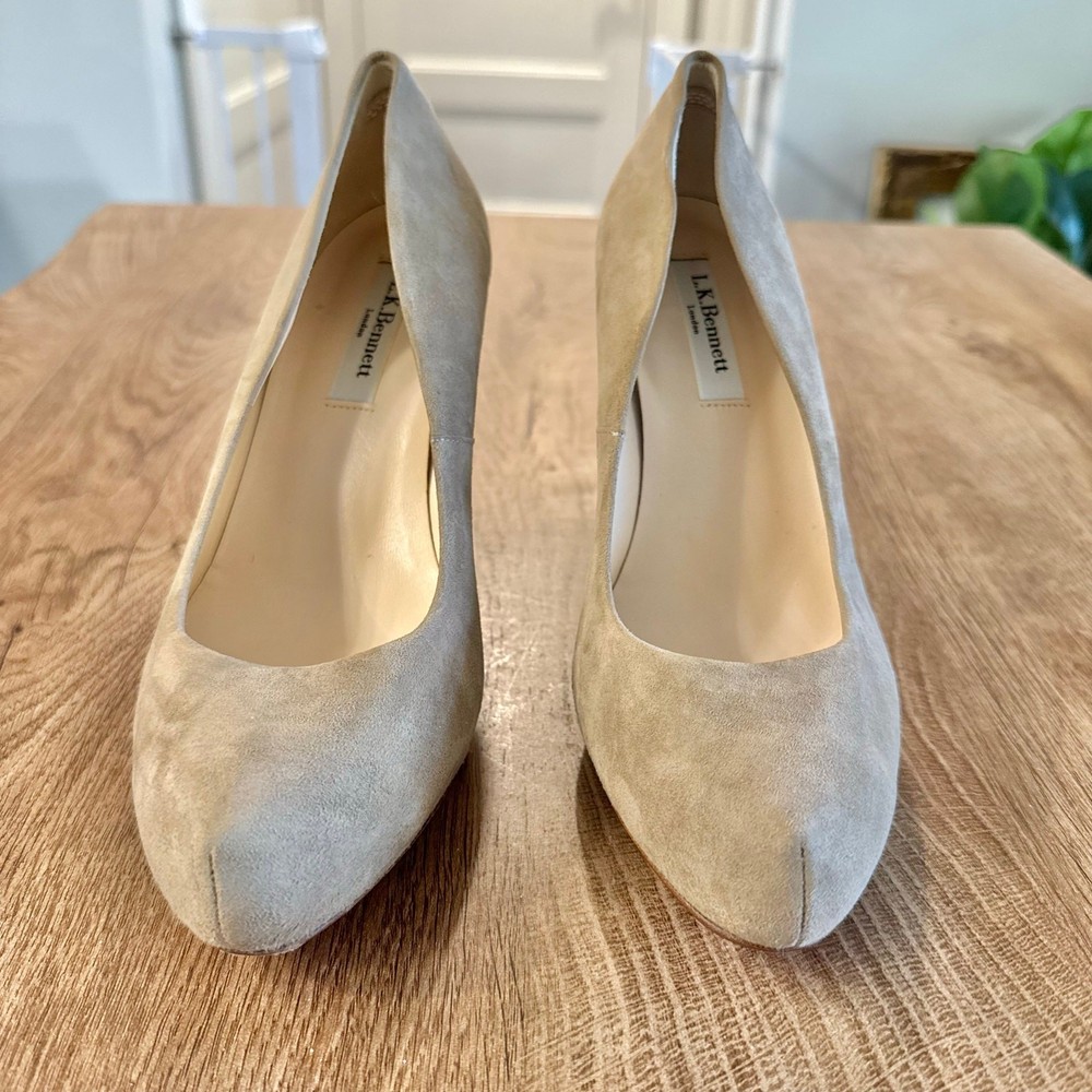 L.K. Bennett | Beige Suede Court Stiletto Heels | Wm’s Size 37 EU | Size 7 U.S.
