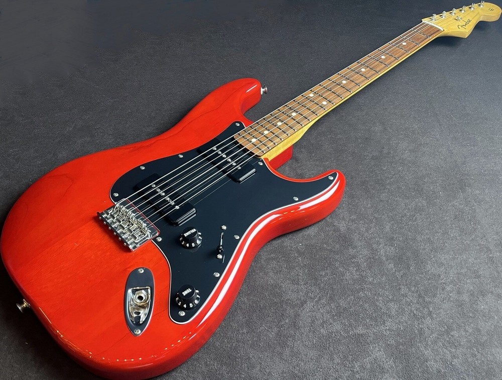 Fender Noventa Stratocaster Crimson Red
