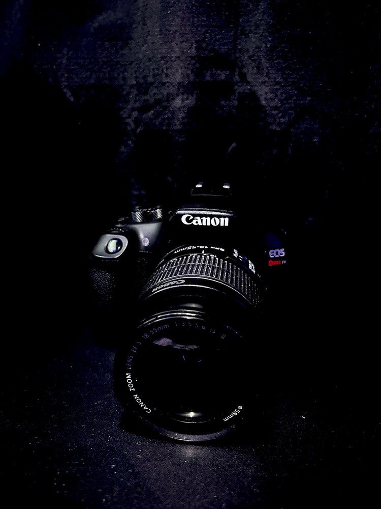 Canon EOS Rebel T6 DSLR Camera with 18-55mm Lens: 18MP, Full HD Video, USED