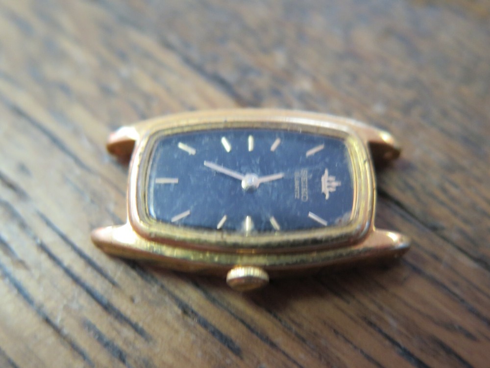 Seiko Womens Gold Tone Quartz blk Dial Quartz Watch PARTS AS IS NON WORKING FACE