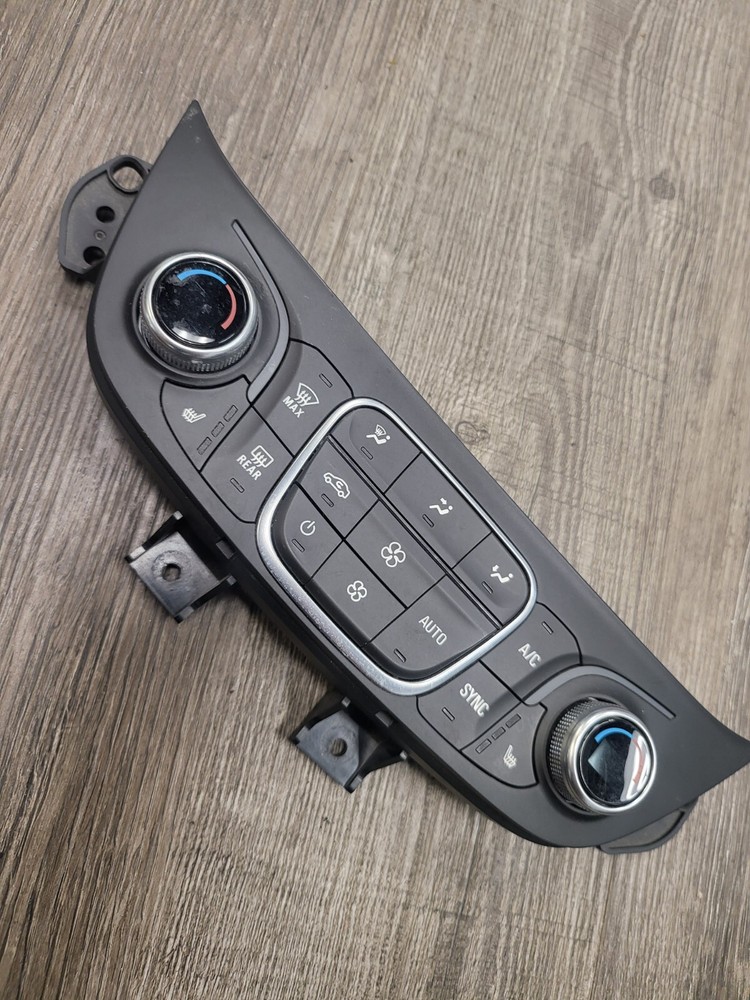 2020-2023 Chevy Equinox AC Heat Temperature Climate Control Switch PN 84612975