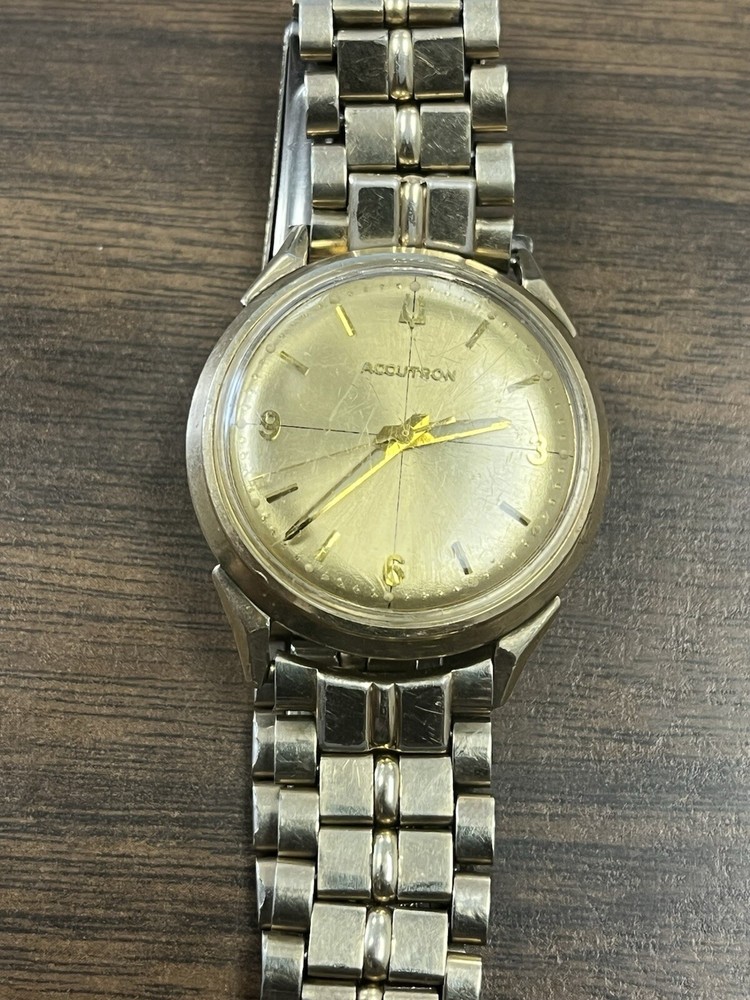 Vintage Bulova Accutron  214 10k Gold Filled Bezel Watch Working M7