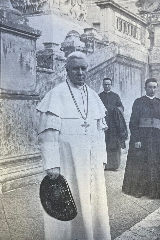 1905 Vintage Magazine Illustration Pope Pius X in Vatican Gardens