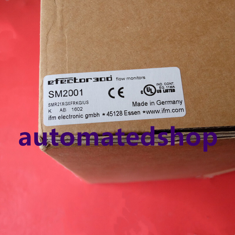 IFM SM2001 New flow sensor SMR21XGXFRKG/US SM2000