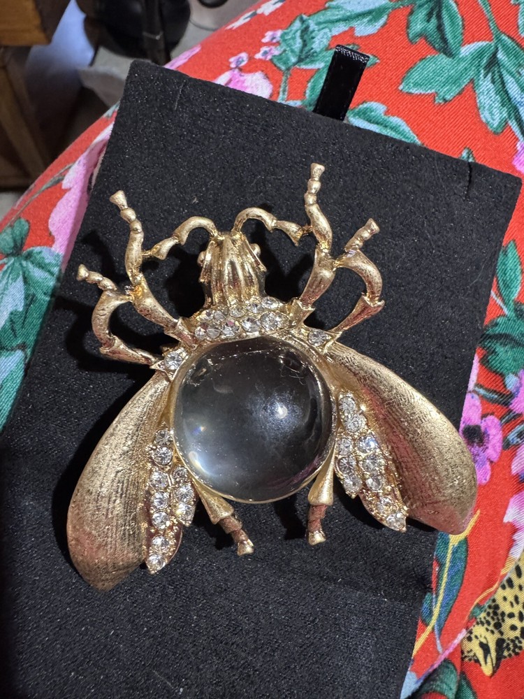 Jelly Belly Gold Tone Rhinestone Fly Insect Brooch Large Statement Pin