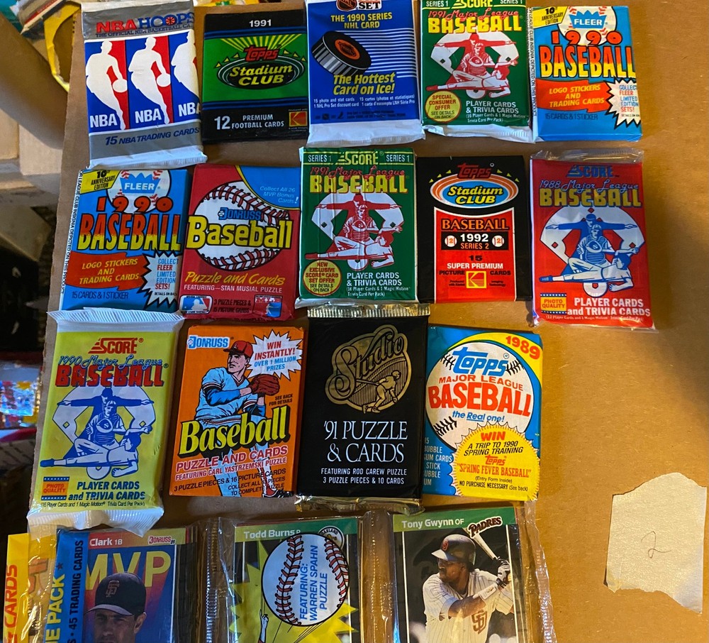 Lot Of 15 Wax Packs Football Baseball Hockey Basketball Cards Factory Sealed
