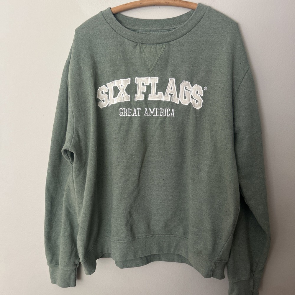 Six Flags Great America Heather Green Sweatshirt XLG Women's Pullover Crewneck
