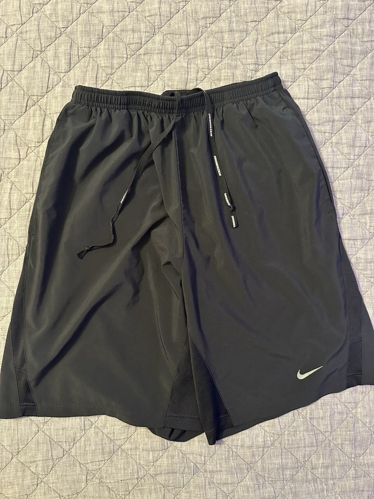 Nike Dri-Fit Men's Athletic Shorts Black Size Medium Running Workout Gym
